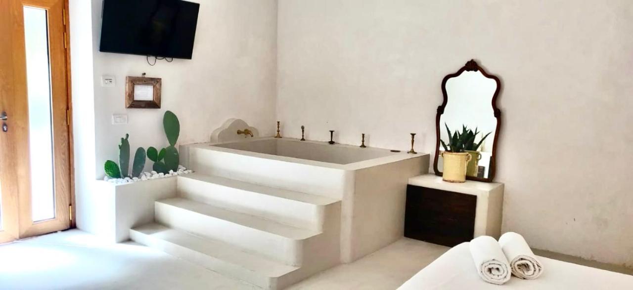 Mareulivi Bed and Breakfast Ostuni Eksteriør billede